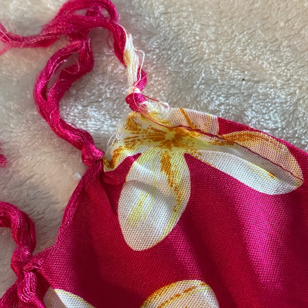 Plumeria print wrap/sarong - Picture 3 of 4